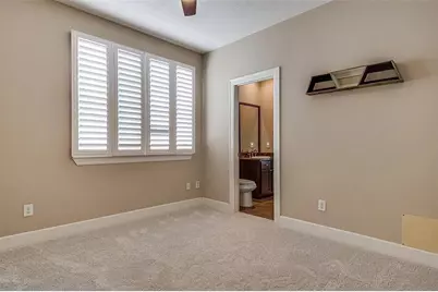 1126 Hempstead Villa Lane, Houston, TX 77008 - Photo 22