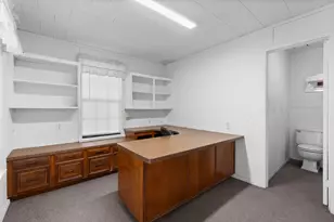 1809 S Houston Ave, Livingston, TX 77351 - Photo 8