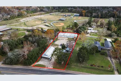 1809 S Houston Avenue, Livingston, TX 77351 - Photo 1