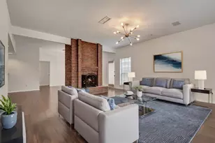 6 Green Slope Pl, The Woodlands, TX 77381 - Photo 4