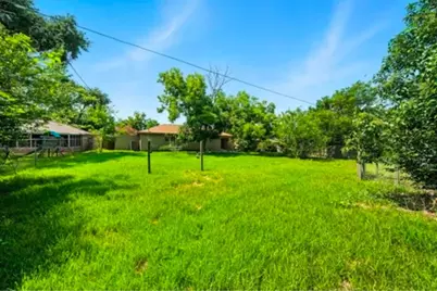 4803 28th Street E, Dickinson, TX 77539 - Photo 16