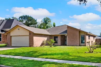 1435 Lazy Spring Drive, Missouri City, TX 77489 - Photo 2
