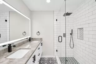 4238 T C Jester Blvd, Houston, TX 77018 - Photo 24
