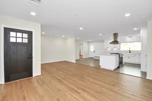 4238 T C Jester Blvd, Houston, TX 77018 - Photo 2