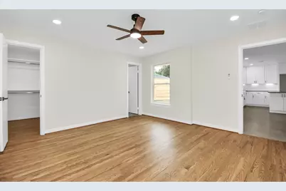 4238 T C Jester Boulevard, Houston, TX 77018 - Photo 22