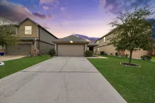 10306 White Fir Villa Ave, Houston, TX 77044 - Photo 2