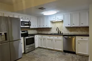 6700 Richardson Rd, Houston, TX 77069 - Photo 2