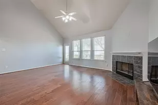 2202 Highland Crossing Dr, Conroe, TX 77304 - Photo 4