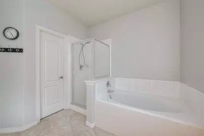 2202 Highland Crossing Drive, Conroe, TX 77304 - Photo 22