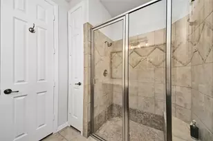 7 Dunwood Springs Ct, Shenandoah, TX 77381 - Photo 40