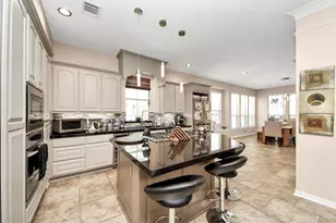 6 E Matisse Meadow Ct, The Woodlands, TX 77382 - Photo 12