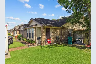 6602 Tamar Drive #A B, Pasadena, TX 77503 - Photo 2