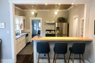 210 Tabor St, Houston, TX 77009 - Photo 8