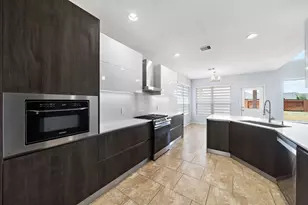 29006 Dryander Forest Ct, Katy, TX 77494 - Photo 2