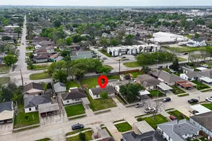 402 Meters St, Houston, TX 77020 - Photo 4