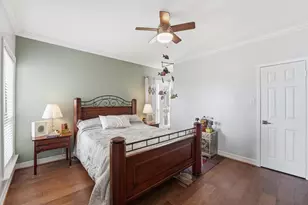 401 Lakeside Ln, Houston, TX 77058 - Photo 16