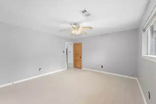 2010 River Village Dr, Houston, TX 77339 - Photo 10