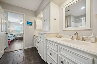 4121 Las Palmas Street, Galveston, TX 77554 - Photo 14