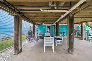 4121 Las Palmas St, Galveston, TX 77554 - Photo 26