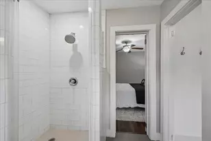 1305 Enid St, Houston, TX 77009 - Photo 16