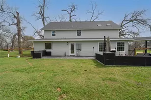 1635 Pony Ln, Wallis, TX 77485 - Photo 30