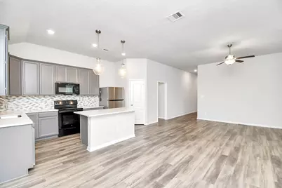 299 Brocks Lane, Montgomery, TX 77356 - Photo 12