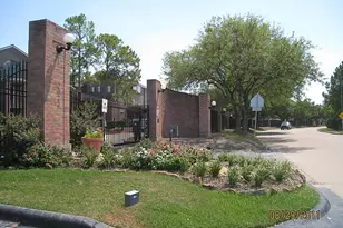 2023 Gentryside Dr, Houston, TX 77077 - Photo 2