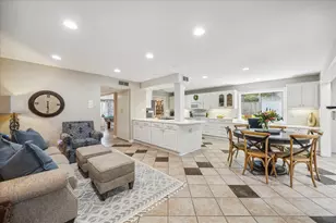 8956 Chatsworth Dr, Houston, TX 77024 - Photo 14