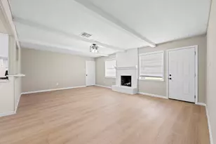 1923 Winding Creek Dr, Pearland, TX 77581 - Photo 6