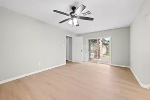1923 Winding Creek Dr, Pearland, TX 77581 - Photo 14