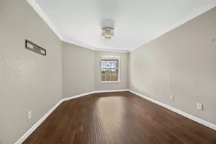 10673 Braes Bend Dr, Houston, TX 77071 - Photo 10