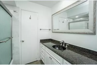 14571 Misty Meadow Lane, Houston, TX 77079 - Photo 20