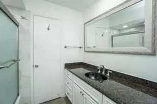 14571 Misty Meadow Ln, Houston, TX 77079 - Photo 20