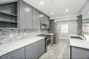 14571 Misty Meadow Ln, Houston, TX 77079 - Photo 4