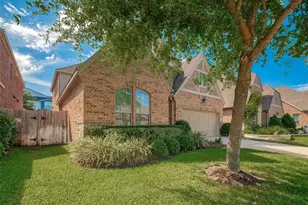 13324 Stoneleigh Terrace Dr, Houston, TX 77077 - Photo 2