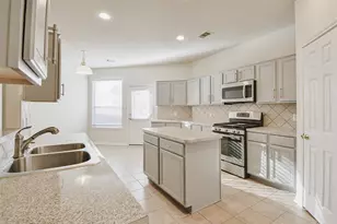 6614 Halcyon Days Dr, Humble, TX 77338 - Photo 10