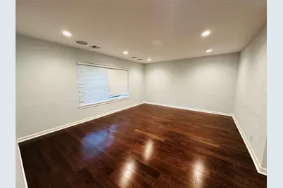 9758 Cedardale Drive, Houston, TX 77055 - Photo 6