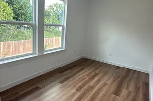 8019 Birmingham St, Houston, TX 77028 - Photo 10