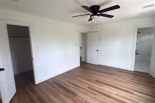 8019 Birmingham St, Houston, TX 77028 - Photo 12