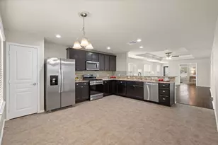 2811 Cone Flower Dr, Richmond, TX 77469 - Photo 16