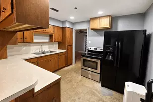 1101 Southampton Dr, Angleton, TX 77515 - Photo 16