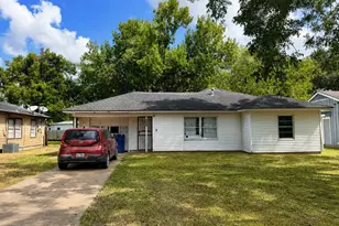 1101 Southampton Dr, Angleton, TX 77515 - Photo 1