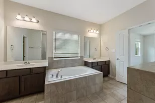 431 American Black Bear Dr, Crosby, TX 77532 - Photo 18