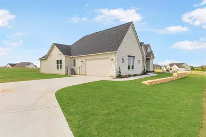 1355 Bluebonnet Ridge Drive, Chappell Hill, TX 77426 - Photo 4