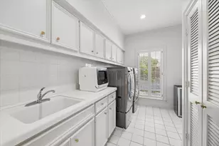 983 S Post Oak Ln, Houston, TX 77056 - Photo 28