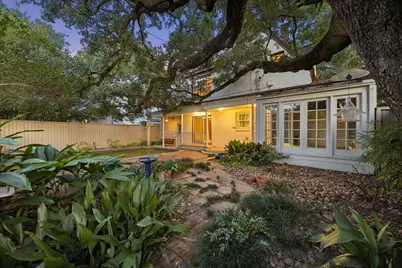 1636 Vassar Street, Houston, TX 77006 - Photo 10