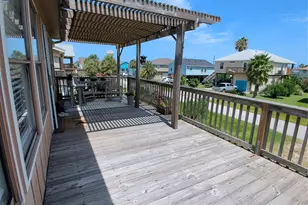 16716 Fletcher Christian Rd, Jamaica Beach, TX 77554 - Photo 6