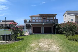 16716 Fletcher Christian Rd, Jamaica Beach, TX 77554 - Photo 2