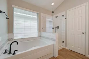 1930 Harwood Springs Dr, Houston, TX 77080 - Photo 42