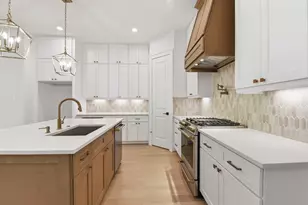 6011 Maxie St, Houston, TX 77007 - Photo 8